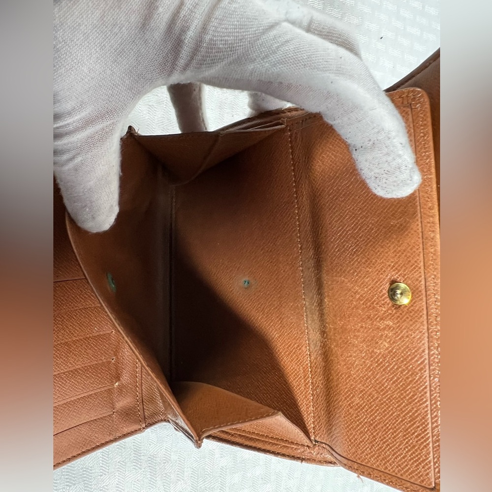 1137: Rehab Lot: Vuitton Monogram - Picture 11 of 16
